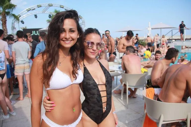 Pool party barcelona
