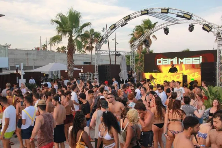 Pool party barcelona